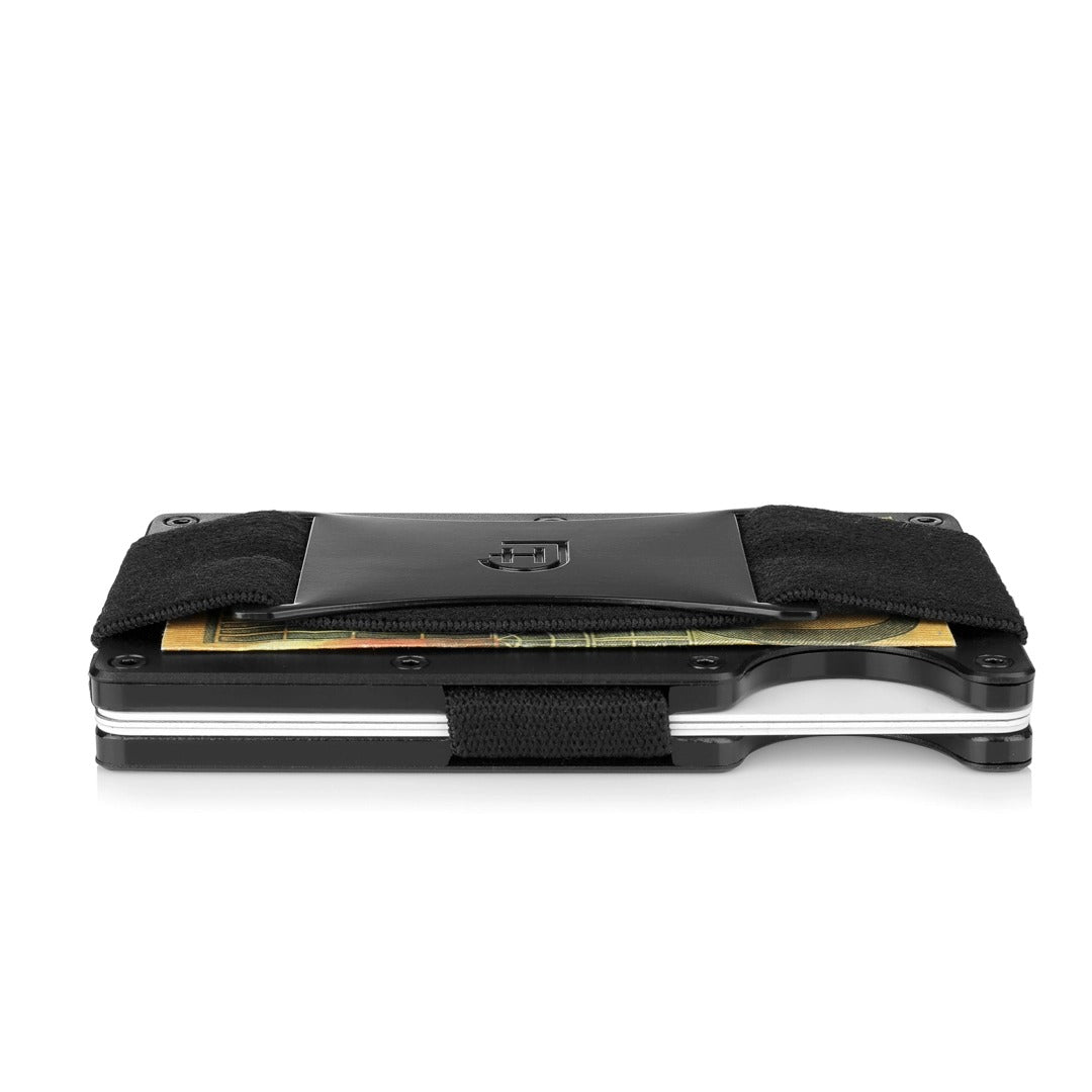 Kamea | James Hawk Case Wallet. Let og massivt aluminium. Plads til 12 kort og kontanter. Slank design. RFID-beskyttelse.