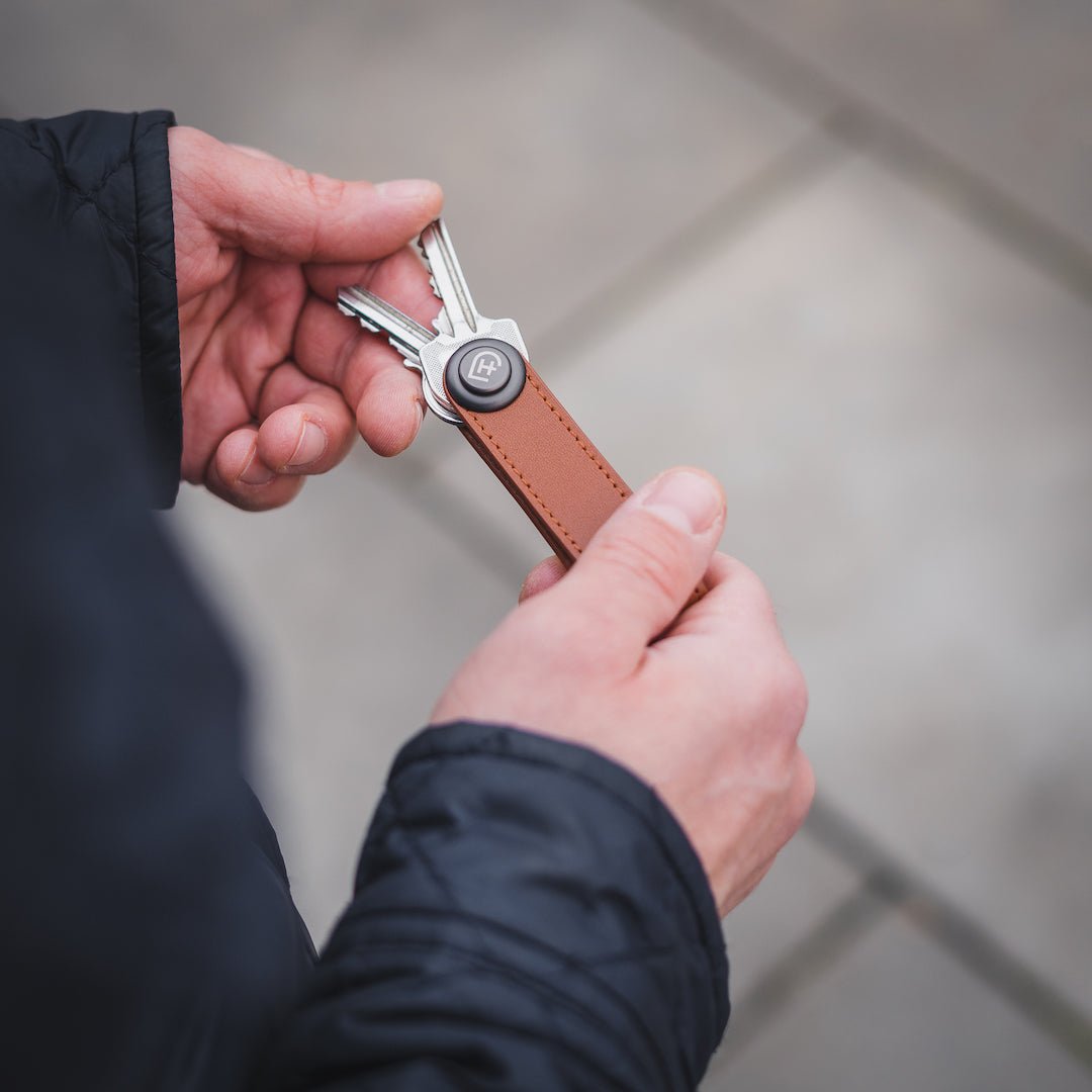 Kamea | James Hawk Key Organizer i naturlæder. Plads til 2-7 nøgler. Nem organisering af nøgler. Beskytter nøgler mod ridser.