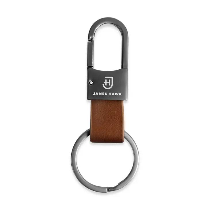 Kamea | James Hawk klassisk nøglering. Slidstærkt naturlæder med metalkarabinhage. Praktisk størrelse på 9 cm.
