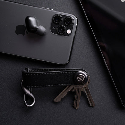 Kamea | James Hawk Key Organizer i naturlæder. Plads til 2-7 nøgler. Nem organisering af nøgler. Beskytter nøgler mod ridser.