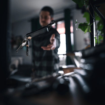 Kamea | James Hawk Key Organizer i naturlæder. Plads til 2-7 nøgler. Nem organisering af nøgler. Beskytter nøgler mod ridser.
