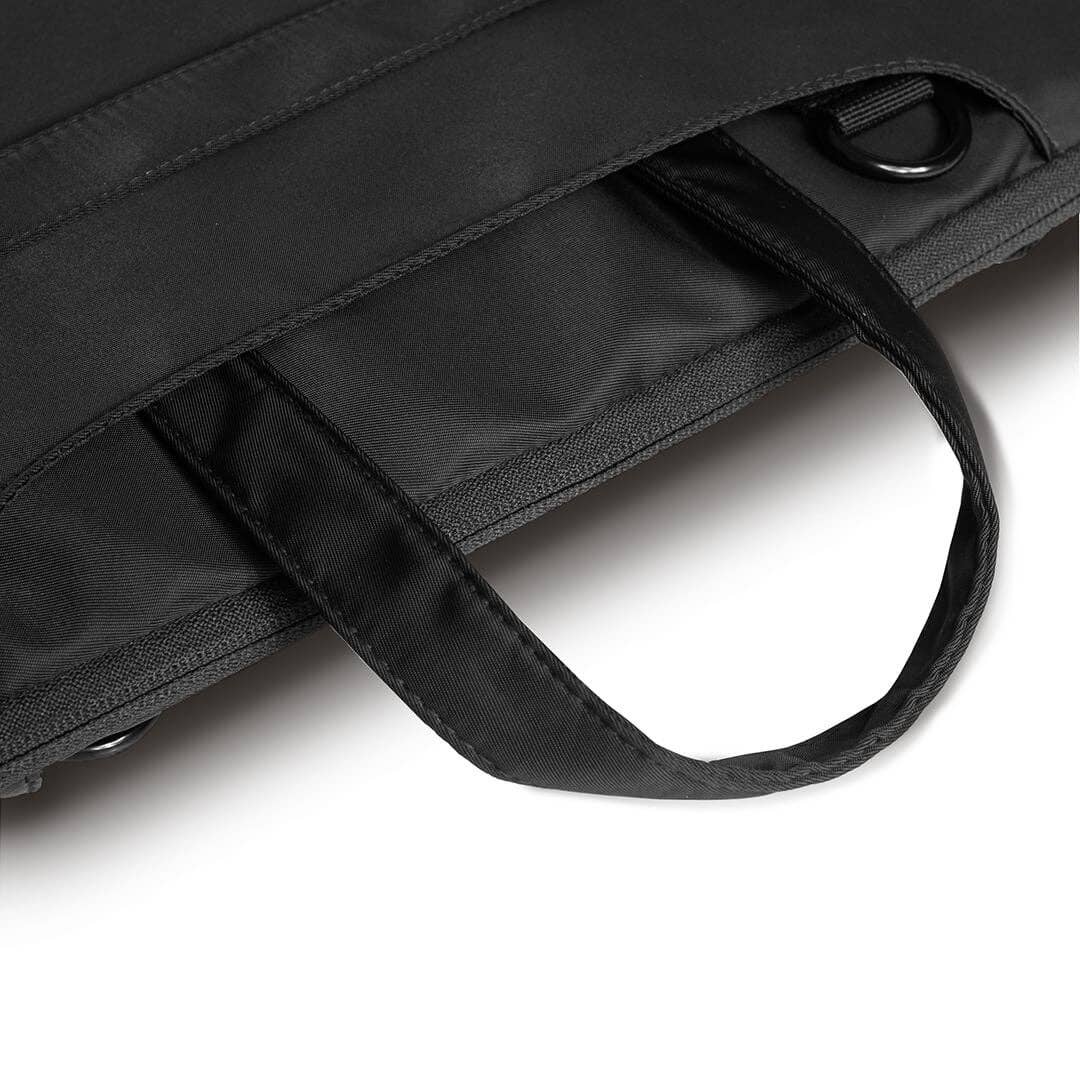 Kamea | James Hawk 2-i-1 taske og laptop-sleeve. Beskytter op til 13,3" bærbar. Udtrækkeligt håndtag. Justerbar skulderrem.